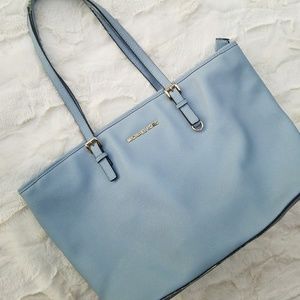 Michael Kors Jet Set Tote